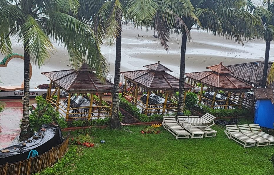 Pebble Stone Resort & Restaurant