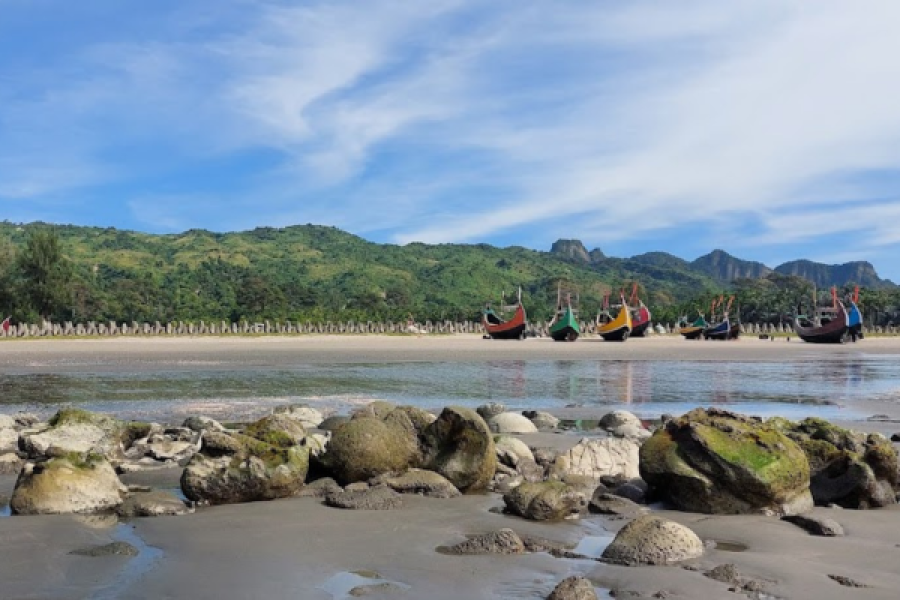 Marish Bonia Sea Beach Tour Package