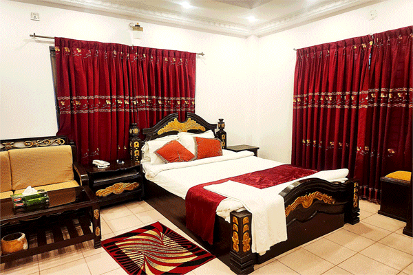 Couple Bedroom (Tweety Building 2nd Floor)